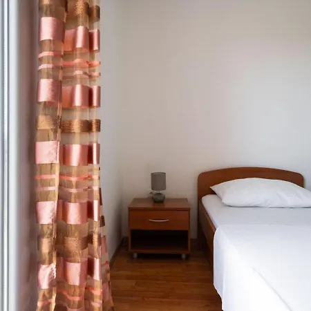 Holiday home Simplistic In Rogoznica Near The Seabeach Rogoznica (Sibenik-Knin)