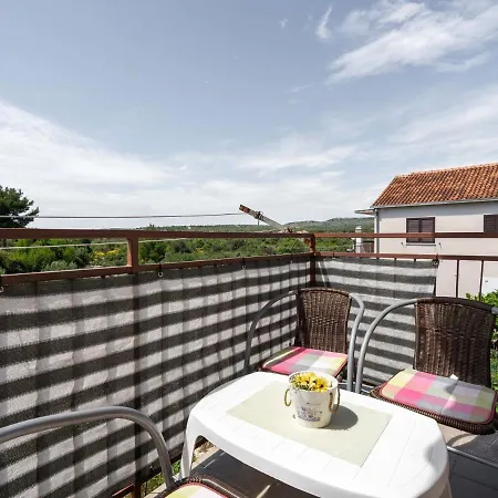Simplistic In Rogoznica Near The Seabeach Holiday home Rogoznica (Sibenik-Knin)