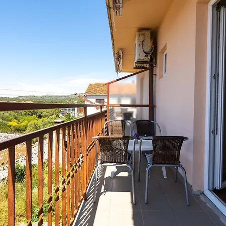 Simplistic In Rogoznica Near The Seabeach * Rogoznica (Sibenik-Knin)