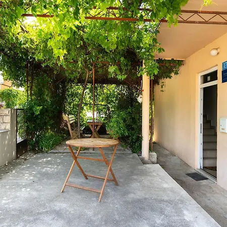 Holiday home Simplistic In Rogoznica Near The Seabeach Rogoznica (Sibenik-Knin)