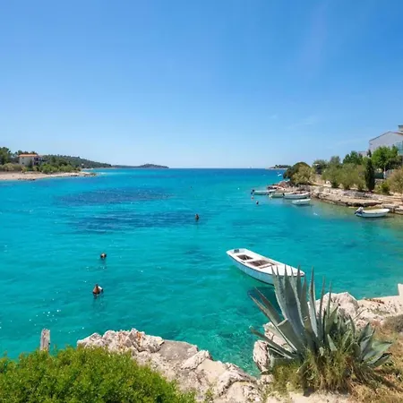 Holiday home Simplistic In Rogoznica Near The Seabeach Rogoznica (Sibenik-Knin)