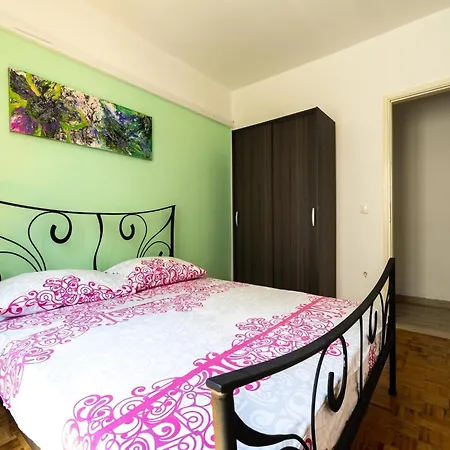 Simplistic In Near The Seabeach Holiday home