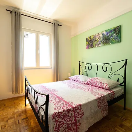 Simplistic In Near The Seabeach Vakantiehuis *