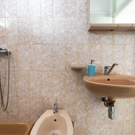 Simplistic In Near The Seabeach Holiday home *