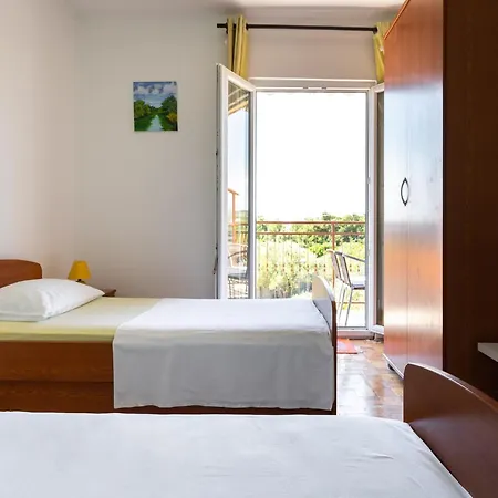 Simplistic In Near The Seabeach * Rogoznica (Sibenik-Knin)