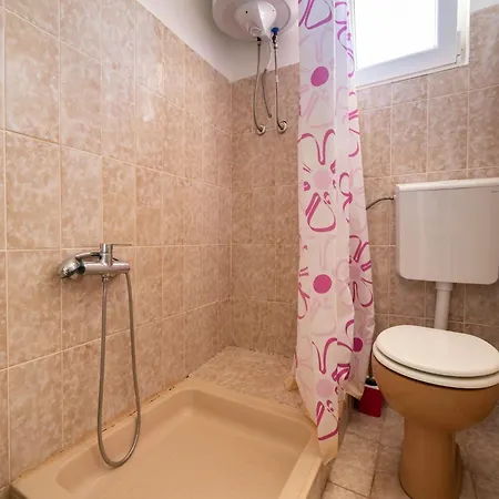 Simplistic In Near The Seabeach *