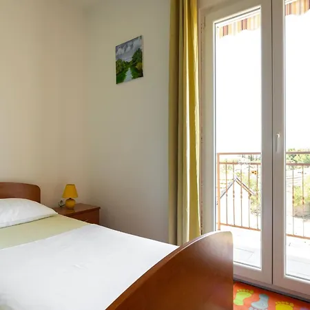 Holiday home Simplistic In Near The Seabeach