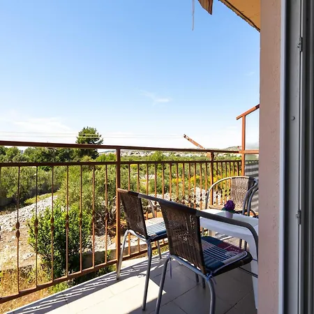 Holiday home Simplistic In Near The Seabeach *