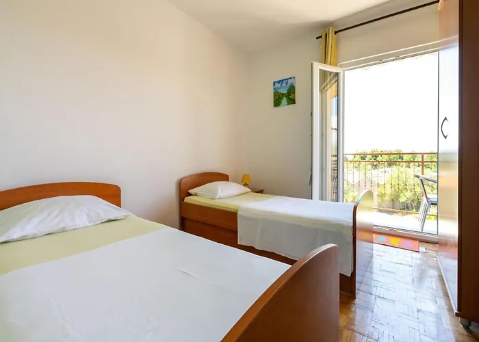 Simplistic In Near The Seabeach Vakantiehuis Rogoznica (Sibenik-Knin)