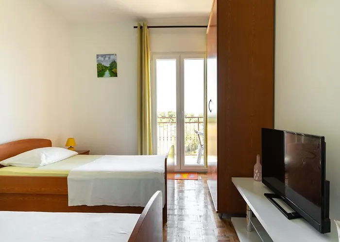 Сasa de vacaciones Simplistic In Near The Seabeach Rogoznica (Sibenik-Knin)