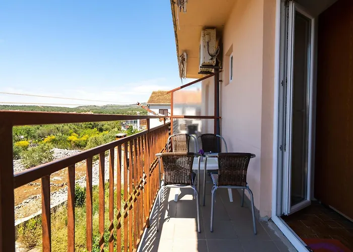 Vakantiehuis Simplistic In Near The Seabeach