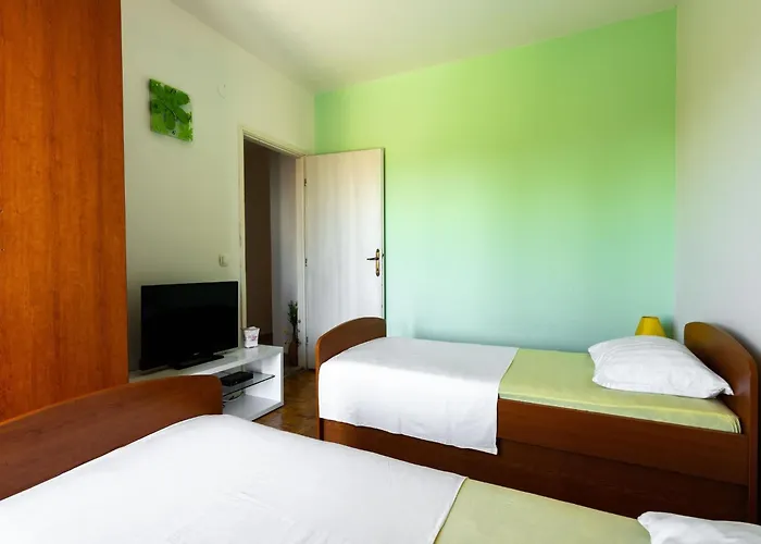 Сasa de vacaciones Simplistic In Near The Seabeach Rogoznica (Sibenik-Knin)