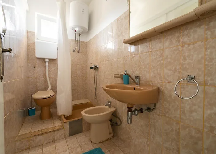 Simplistic In Near The Seabeach Vakantiehuis Rogoznica (Sibenik-Knin)